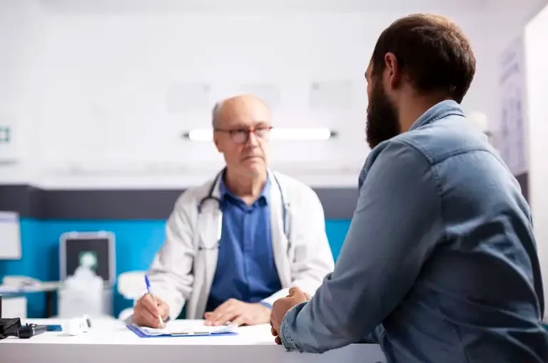 Reposição hormonal masculina: quando é necessária? 
