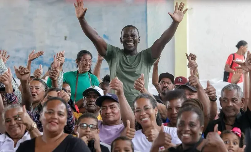 Valmir Assunção lança pré-campanha no Extremo Sul e reúne grandes lideranças em Teixeira de Freitas