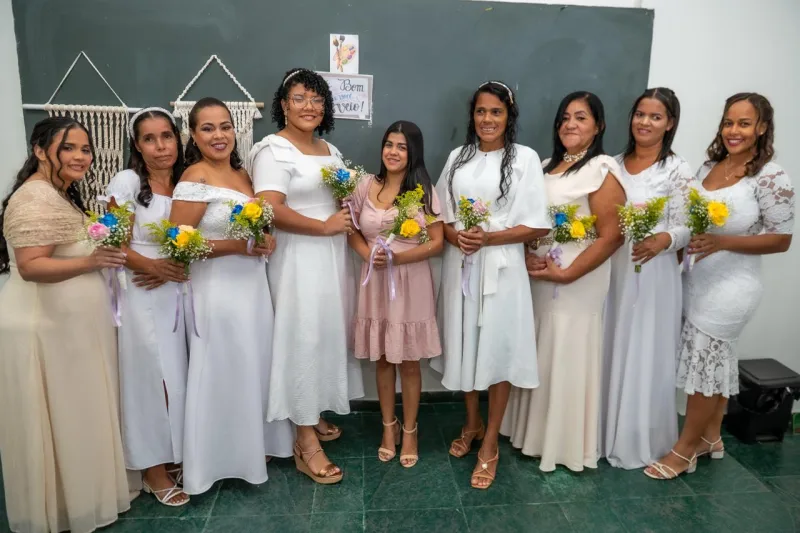 Amor, emoção e cidadania marcam o 2º Casamento Comunitário de Teixeira de Freitas Amor, emoção e cidadania marcam o 2º Casamento Comunitário de Teixeira de Freitas
