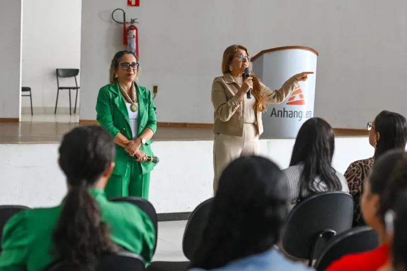 Educação inclusiva ganha reforço com formação de 317 profissionais em Teixeira de Freitas Educação inclusiva ganha reforço com formação de 317 profissionais em Teixeira de Freitas