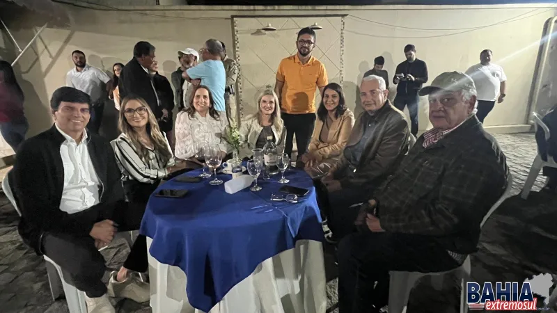 Prefeita Carla Chácara reúne autoridades e confirma obras para Ibirapuã