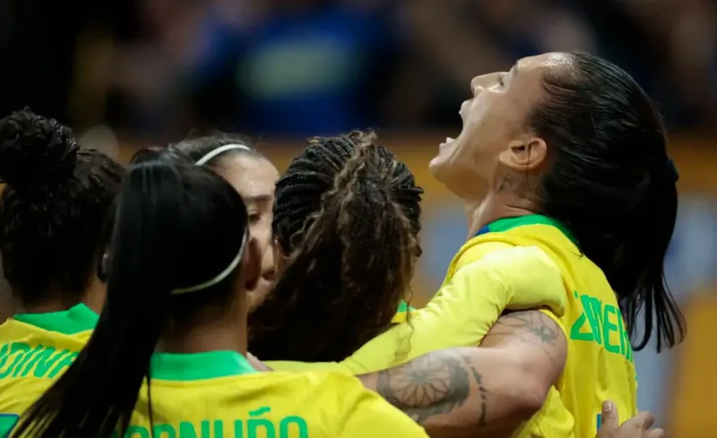 Em virada relâmpago, seleção brasileira feminina vence Estados Unidos