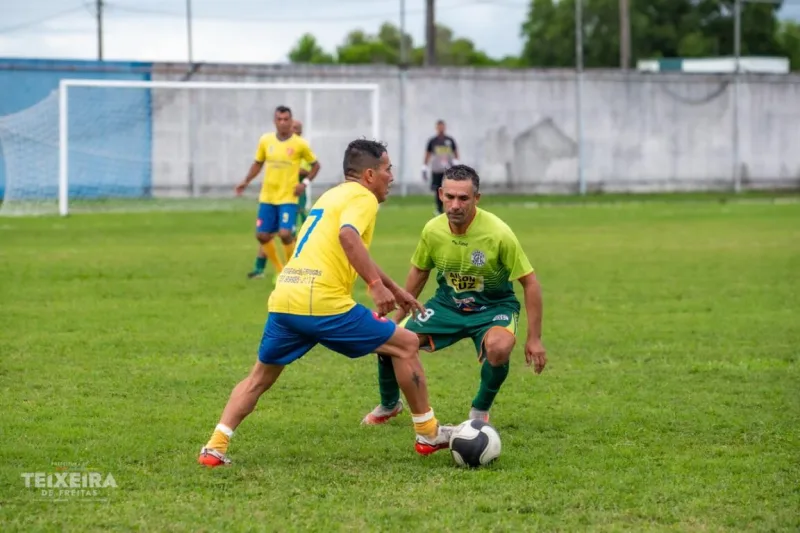 Arutef/Varejão das Baterias conquista os títulos das categorias 40+ e 50+ do Campeonato Master 2026