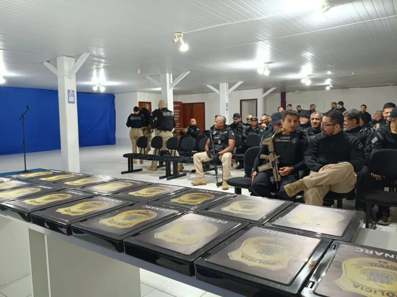 Polícia Civil realiza operação contra o tráfico de drogas nas cidades de Porto Seguro, Santa Cruz Cabrália, Eunápolis e Itamaraju Polícia Civil realiza operação contra o tráfico de drogas nas cidades de Porto Seguro, Santa Cruz Cabrália, Eunápolis e Itamaraju