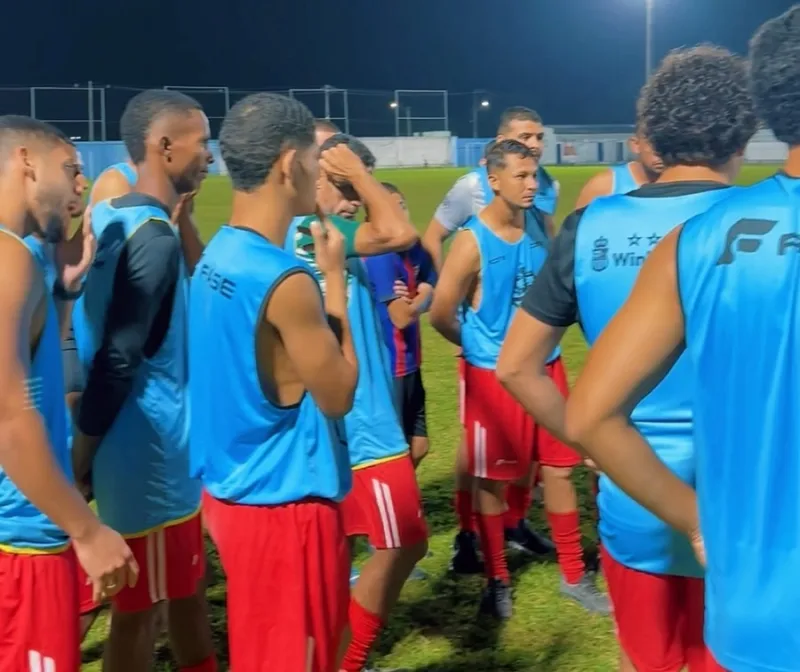 Seleção de Teixeira de Freitas inicia preparação para a Copa Construir 2026 com primeiro treino no Tomatão