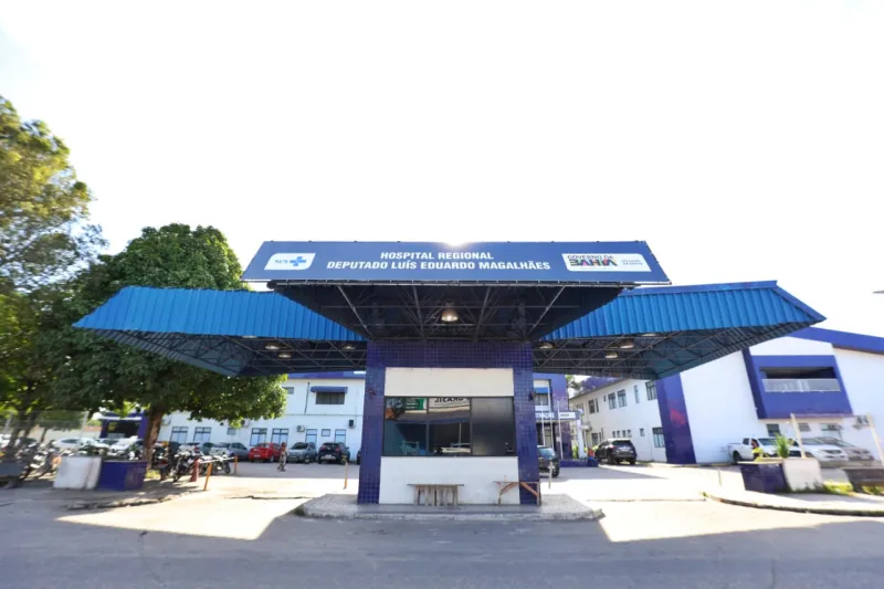 Secretária da Saúde garante continuidade dos serviços no Hospital de Porto Seguro durante transição de gestão Secretária da Saúde garante continuidade dos serviços no Hospital de Porto Seguro durante transição de gestão