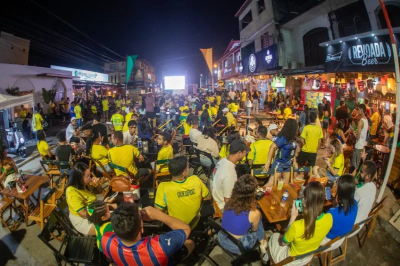 Teixeira Junina transforma estreia do Brasil na Copa em grande festa na Rua da Pituba