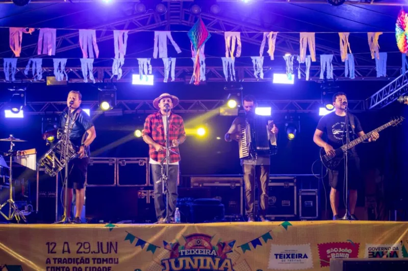 Teixeira Junina transforma estreia do Brasil na Copa em grande festa na Rua da Pituba