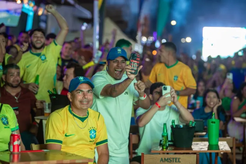 Teixeira Junina transforma estreia do Brasil na Copa em grande festa na Rua da Pituba