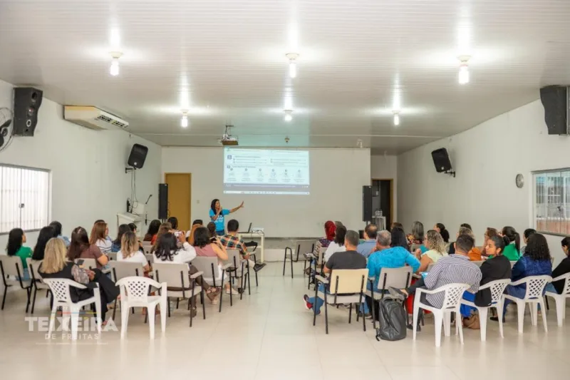 Educação com participação: Teixeira de Freitas inicia construção do novo PME