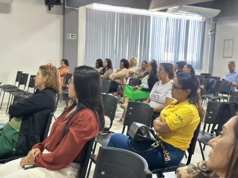 Mucuri promove debate e articulação para erradicação do trabalho infantil Mucuri promove debate e articulação para erradicação do trabalho infantil