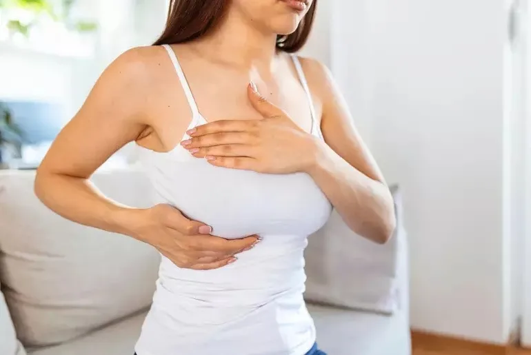 Mitos e verdades sobre nódulos e cistos nas mamas  