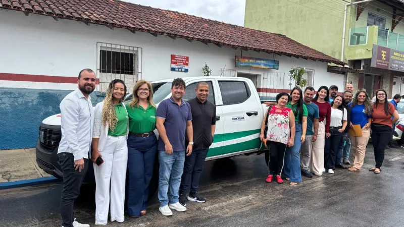 Prefeita Luciana Machado participa da posse do Conselho Ambiental e entrega novo veículo à Secretaria de Meio Ambiente Prefeita Luciana Machado participa da posse do Conselho Ambiental e entrega novo veículo à Secretaria de Meio Ambiente
