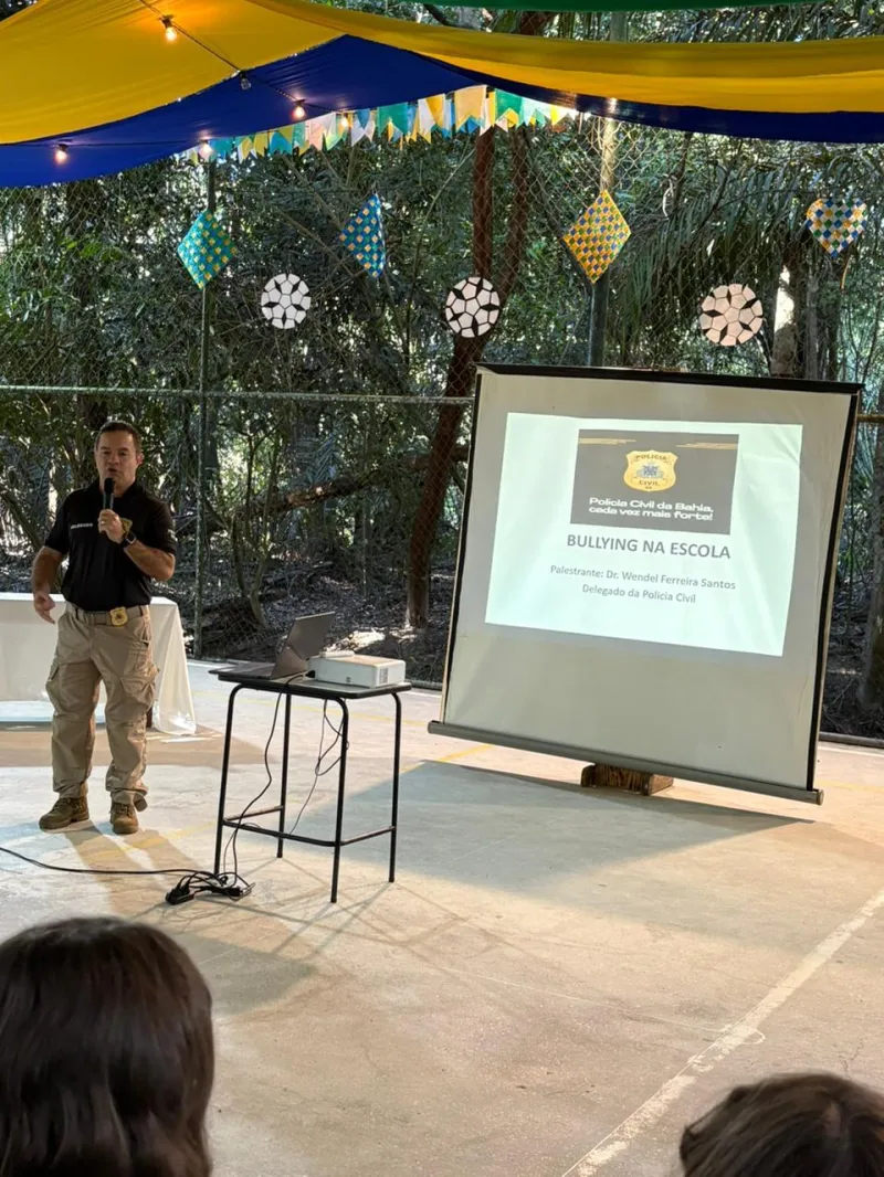 Polícia Civil promove palestra sobre Bullying e Cyberbullying para estudantes em Porto Seguro