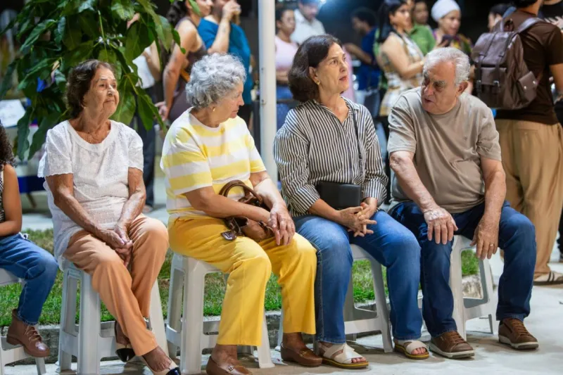 Teixeira Junina – Tradição nos Bairros reúne comunidade na Praça Irmã Carla Caddia