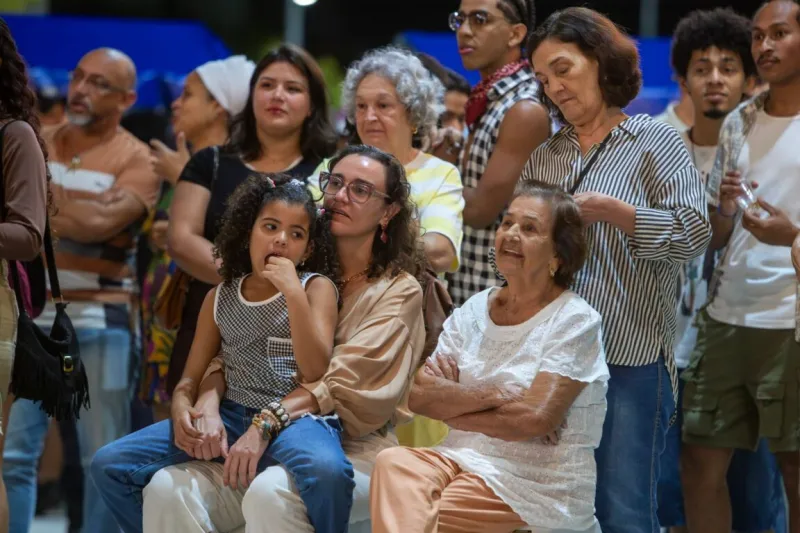 Teixeira Junina – Tradição nos Bairros reúne comunidade na Praça Irmã Carla Caddia