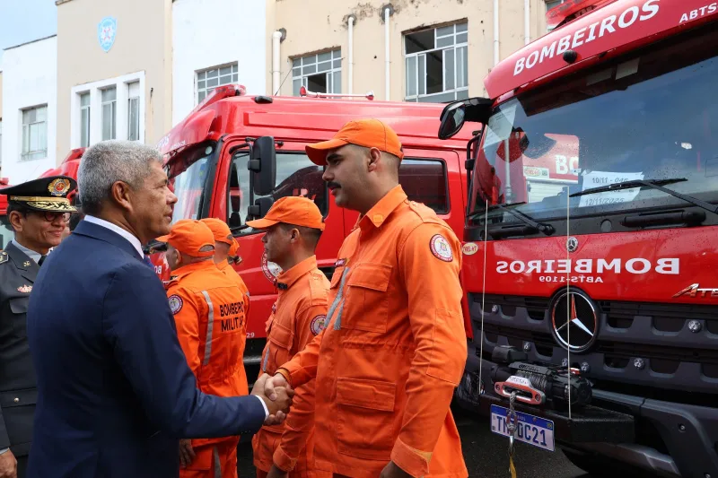 Governador anuncia concurso público para a Polícia Militar e Corpo de Bombeiros com mais de 3300 vagas