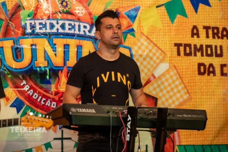 Teixeira Junina – Tradição nos Bairros leva música e animação à Praça Ceará Teixeira Junina – Tradição nos Bairros leva música e animação à Praça Ceará