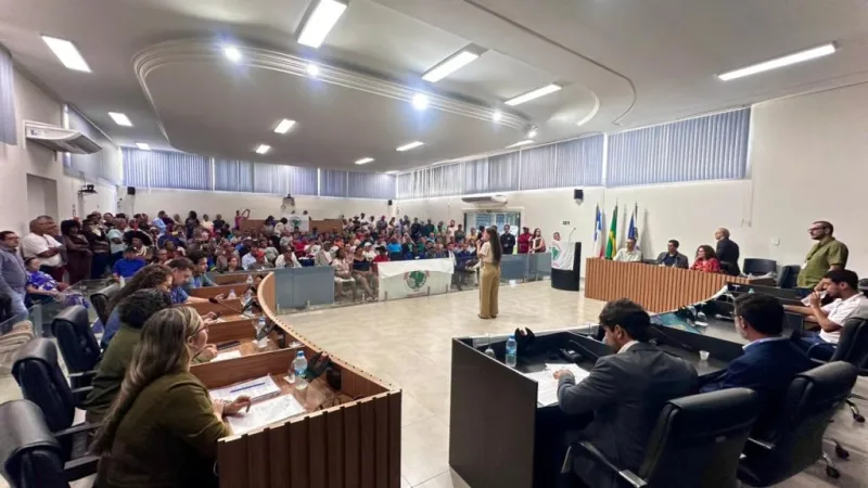 Audiência Pública em Mucuri reúne comunidade e Governo Federal para discutir reparação dos impactos da tragédia de Mariana