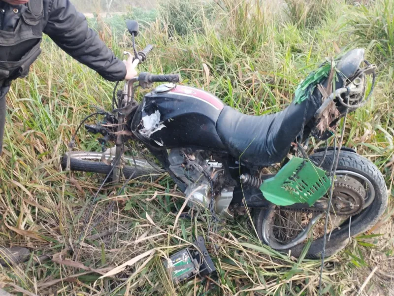 Motociclista morre em acidente envolvendo caminhonete na BR-101, em Mucuri