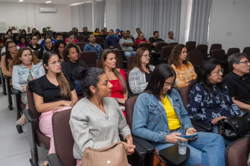 Secretaria de Educação de Teixeira de Freitas avança na implementação de política voltada à equidade racial nas escolas