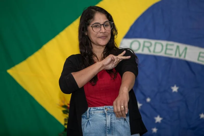 Oficina Conexão em Libras reúne público e reforça compromisso com a inclusão em Teixeira de Freitas