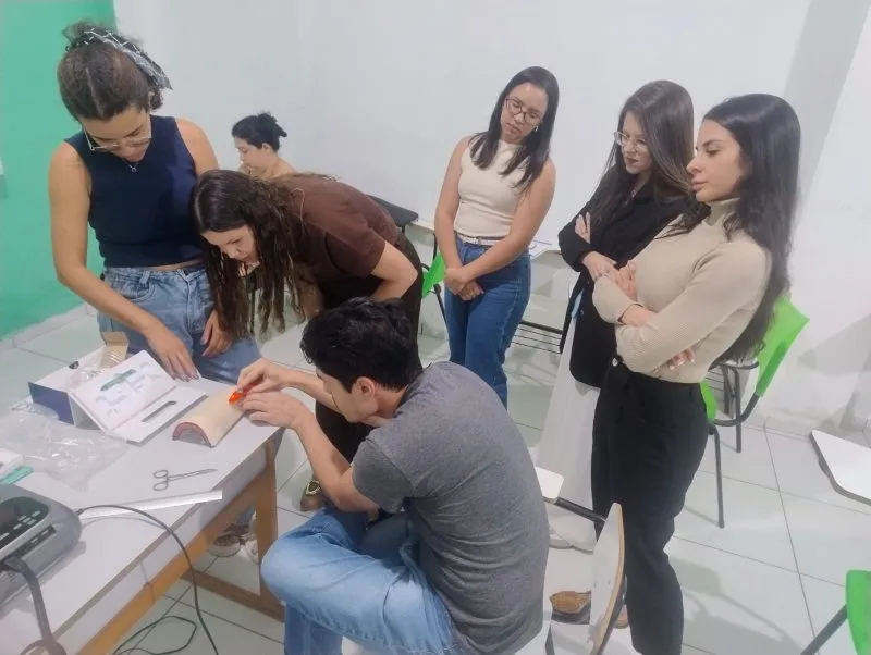Mucuri investe na saúde da mulher com treinamento inédito para inserção de contraceptivos de longa duração