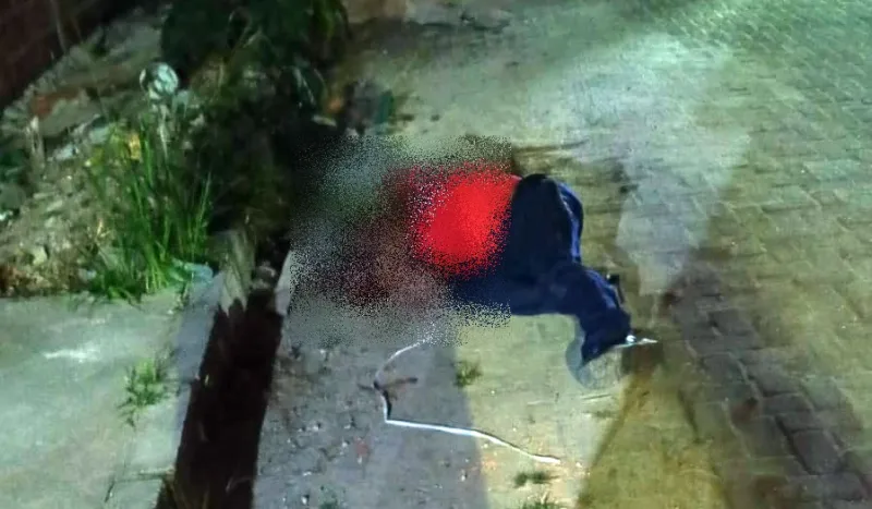 Jovem é executado a tiros após sair do trabalho em Teixeira de Freitas