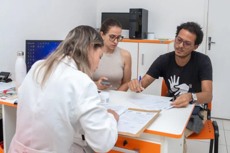 CER IV de Teixeira de Freitas entrega mais de 46 aparelhos auditivos a pacientes do Extremo Sul