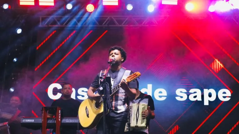 29º Forró do Peroá mantém clima de festa e arrasta público na terceira noite de programação