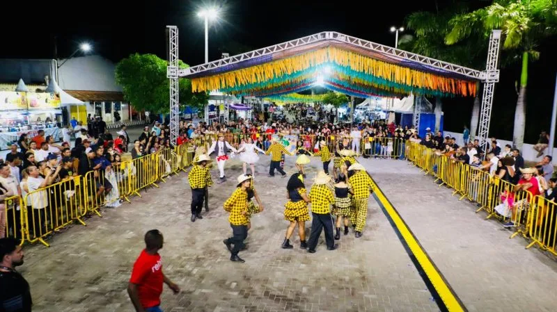 29º Forró do Peroá mantém clima de festa e arrasta público na terceira noite de programação