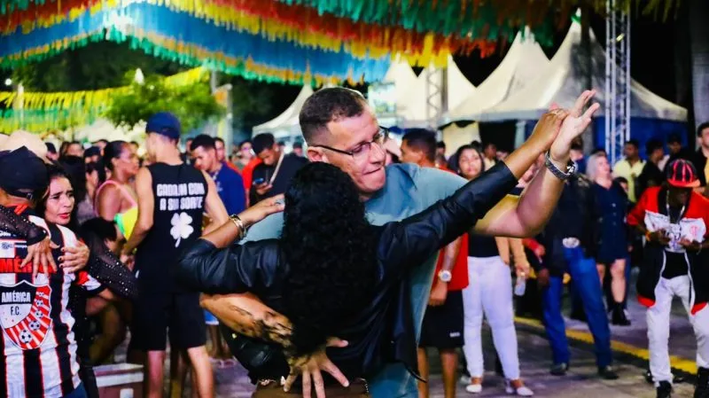 29º Forró do Peroá mantém clima de festa e arrasta público na terceira noite de programação