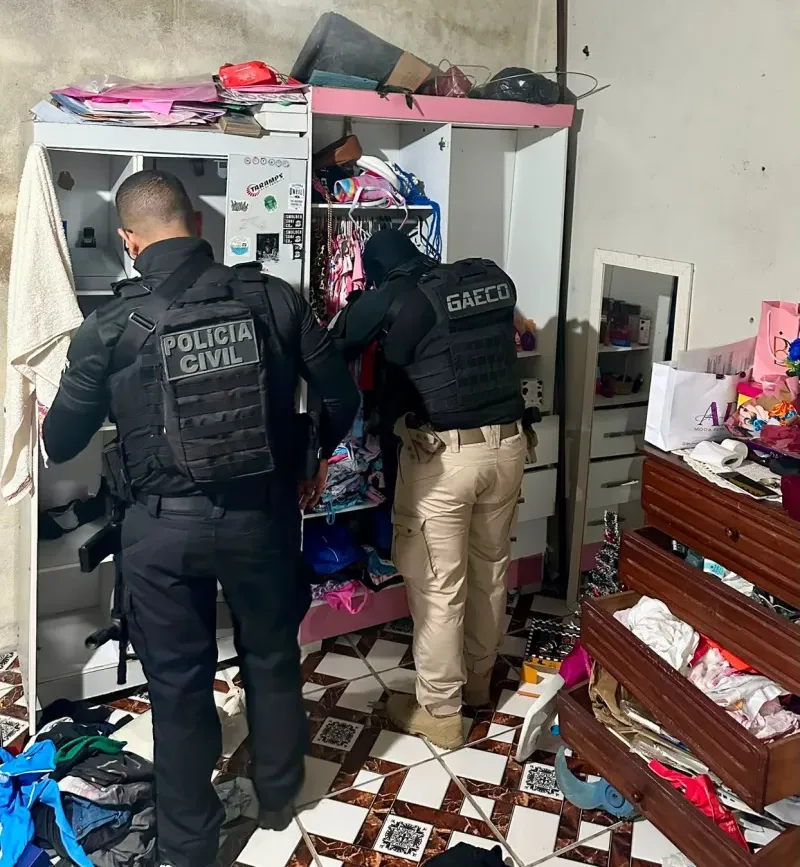 Operação é deflagrada contra organização criminosa de tráfico de drogas e lavagem de dinheiro em Porto Seguro Operação é deflagrada contra organização criminosa de tráfico de drogas e lavagem de dinheiro em Porto Seguro