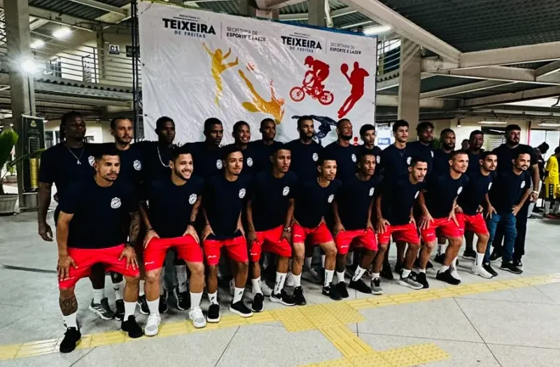 Seleção de Teixeira de Freitas é apresentada oficialmente e inicia preparação para a Copa Construir