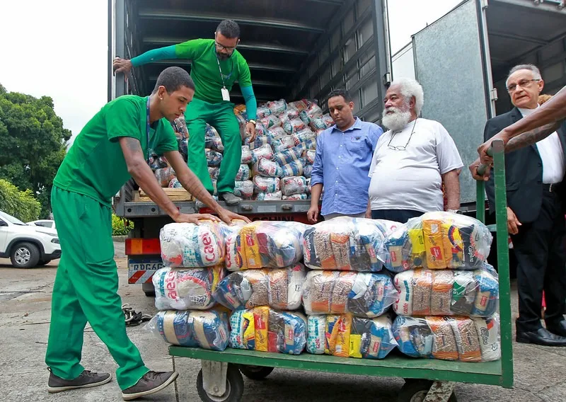 Governo da Bahia realiza o maior investimento do país em ações de combate à fome Governo da Bahia realiza o maior investimento do país em ações de combate à fome