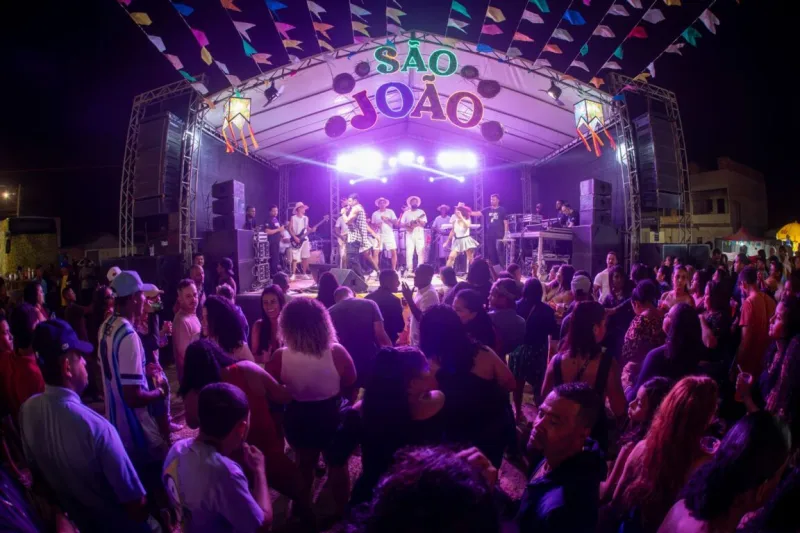 Bairro Castelinho recebe mais uma edição do Teixeira Junina com shows e cultura popular
