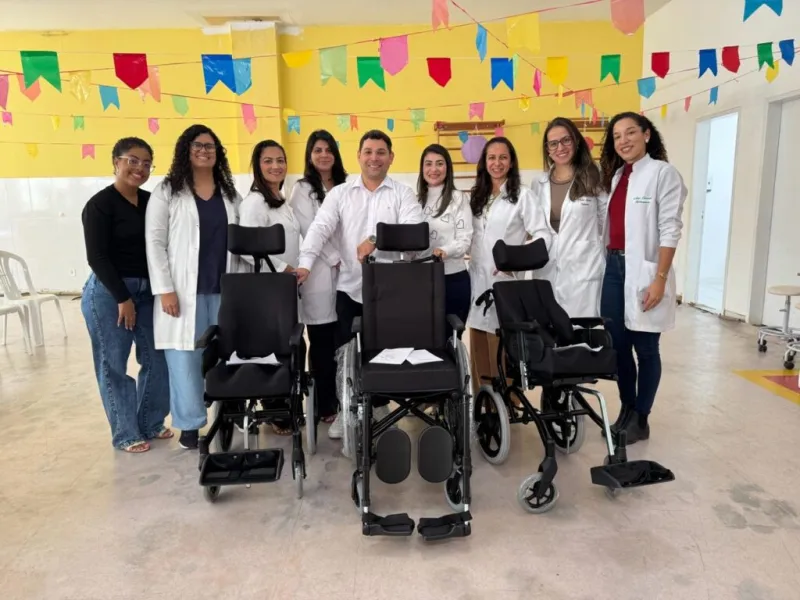 CER IV de Teixeira de Freitas entrega equipamentos de tecnologia assistiva e amplia autonomia de pacientes