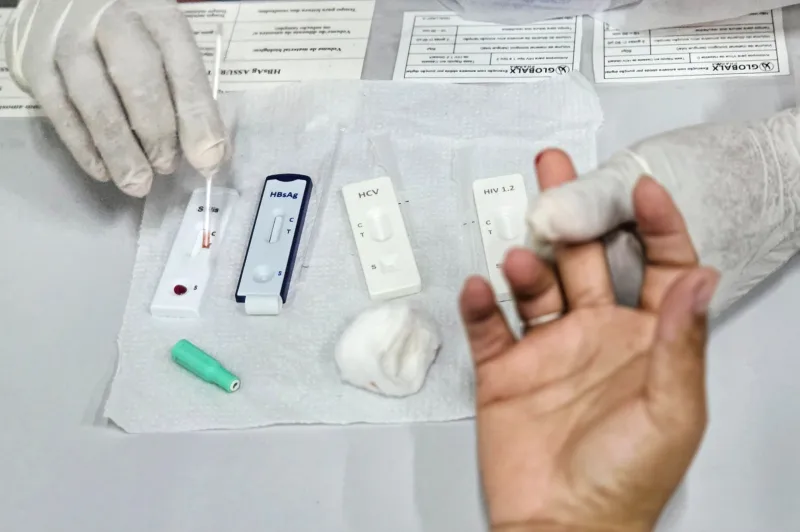 Com recorde de atendimentos, posto da Sesab no Pedrão de Eunápolis reforça prevenção às ISTs Com recorde de atendimentos, posto da Sesab no Pedrão de Eunápolis reforça prevenção às ISTs