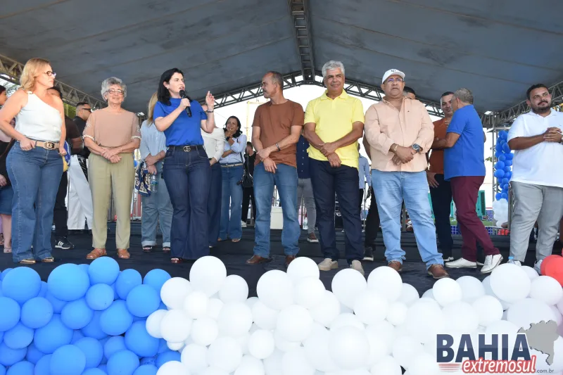 Com ACM Neto, João Roma e Robinho, Luciana Machado entrega importantes obras em Nova Viçosa