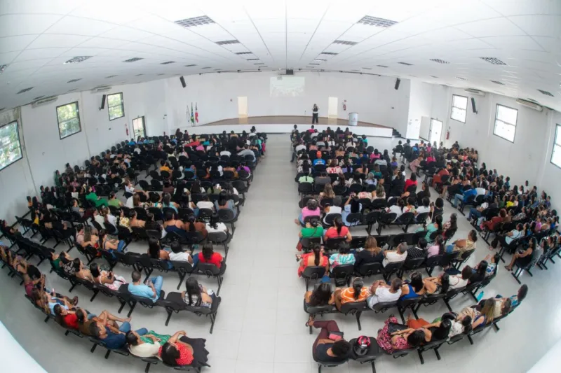 Educação de Teixeira de Freitas fortalece formação sobre equidade racial e educação quilombola na rede municipal