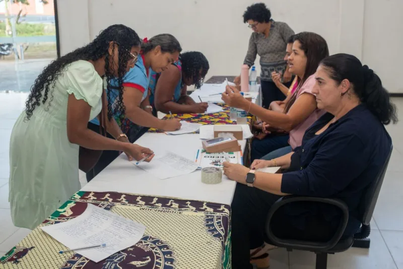Educação de Teixeira de Freitas fortalece formação sobre equidade racial e educação quilombola na rede municipal