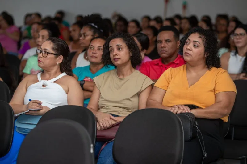 Educação de Teixeira de Freitas fortalece formação sobre equidade racial e educação quilombola na rede municipal
