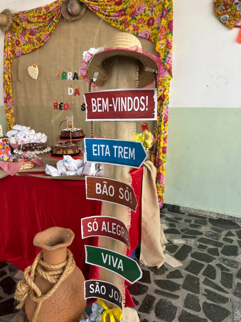 Arraiá da Rede SUAS reúne famílias e fortalece vínculos comunitários em Lajedão Arraiá da Rede SUAS reúne famílias e fortalece vínculos comunitários em Lajedão