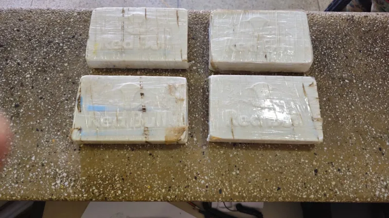 Mais de 4 kg de cocaína são apreendidos pela CIPE/Mata Atlântica durante patrulhamento no Liberdade II Mais de 4 kg de cocaína são apreendidos pela CIPE/Mata Atlântica durante patrulhamento no Liberdade II