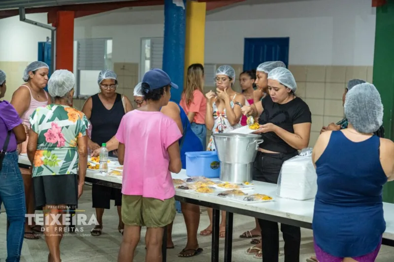 Projeto Caminhando para o Futuro promove oficina de culinária e fortalece aprendizado em Teixeira de Freitas Projeto Caminhando para o Futuro promove oficina de culinária e fortalece aprendizado em Teixeira de Freitas