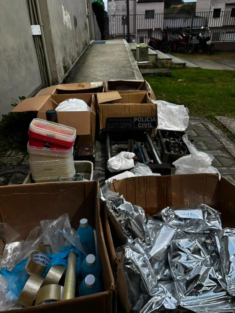 Polícia Civil desarticula laboratório clandestino de drogas e apreende 25 kg de cocaína em Eunápolis