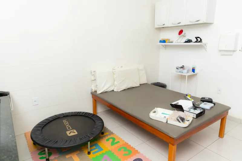 Prefeitura de Ibirapuã inaugura novo espaço do Centro de Fisioterapia com espaços adequados e novos aparelhos
