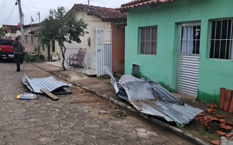Itanhém - Secretaria de Assistência Social intensifica atendimento às famílias afetadas por vendaval em Batinga