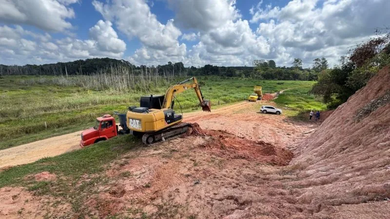 Prefeitura de Mucuri fortalece infraestrutura rural com ampla recuperação da estrada da Jacutinga