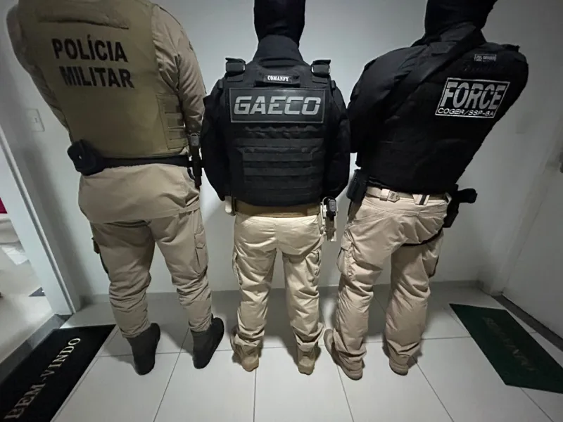 Três PMs são presos investigados por envolvimento em homicídios em São Marcos Três PMs são presos investigados por envolvimento em homicídios em São Marcos